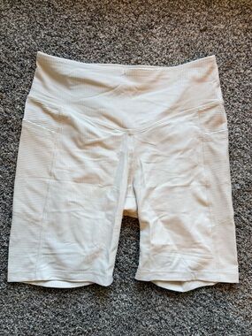 Old Navy Cream Ribbed High-Rise Bike Shorts